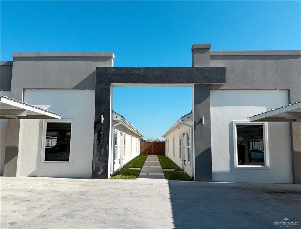 1602 Angelina Dr Apt 2 #2