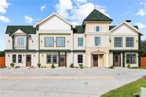 featured image of 1401 Karen Dr #B