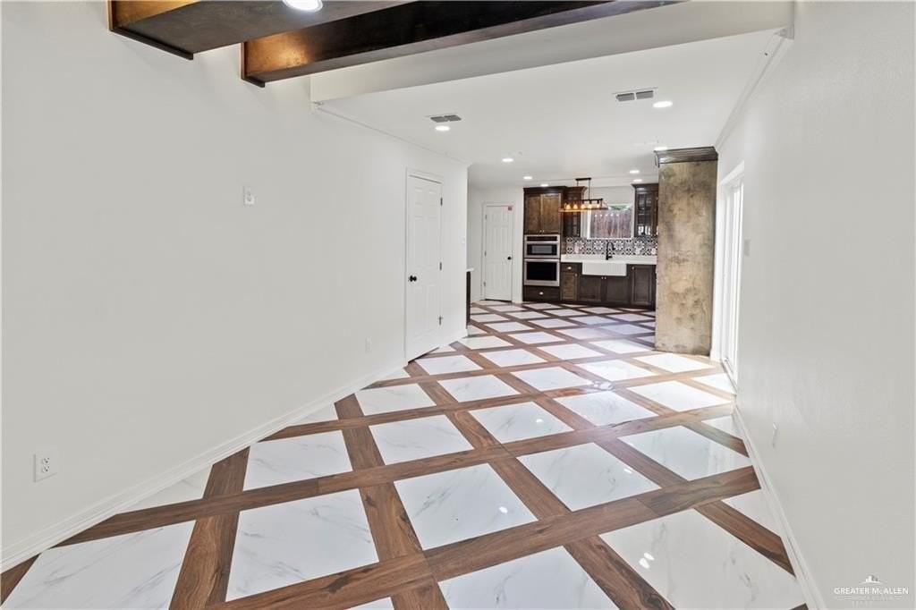 1409 Karen Dr #B - Photo 6 of 9