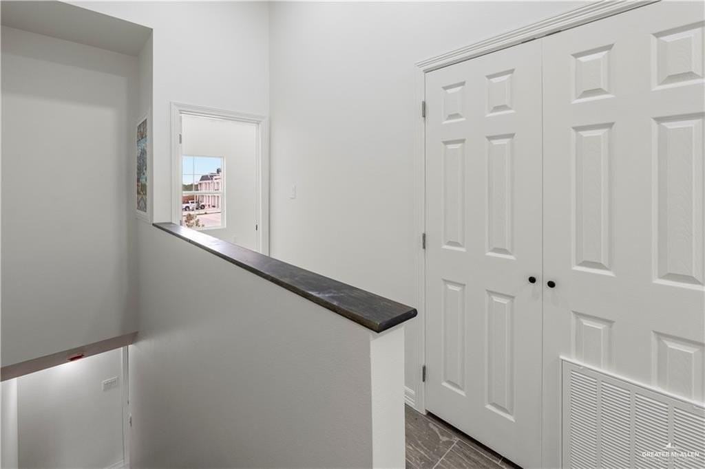 1409 Karen Dr #B - Photo 7 of 9