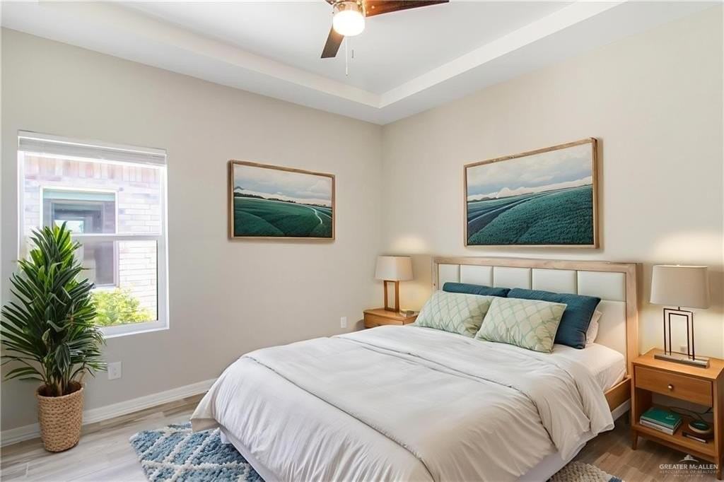 904 W Mahala Ave Apt 4 #4 - Photo 6 of 12