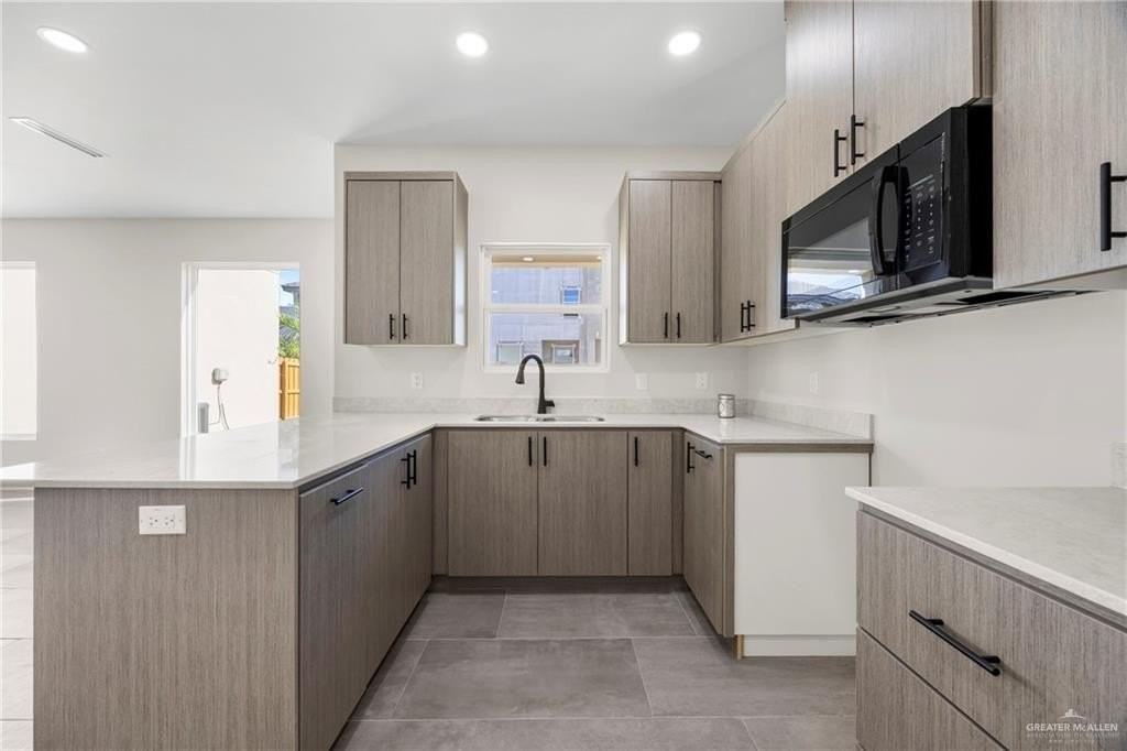 2203 Dorado Dr - Photo 5 of 21