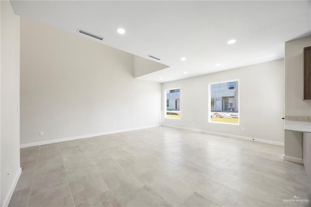 2205 Dorado Dr - Photo 3 of 22