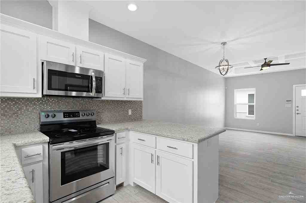 1908 Stauffer St Unit 1 #1 - Photo 5 of 14