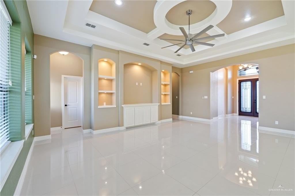 13967 El Caribe Cir S - Photo 6 of 34