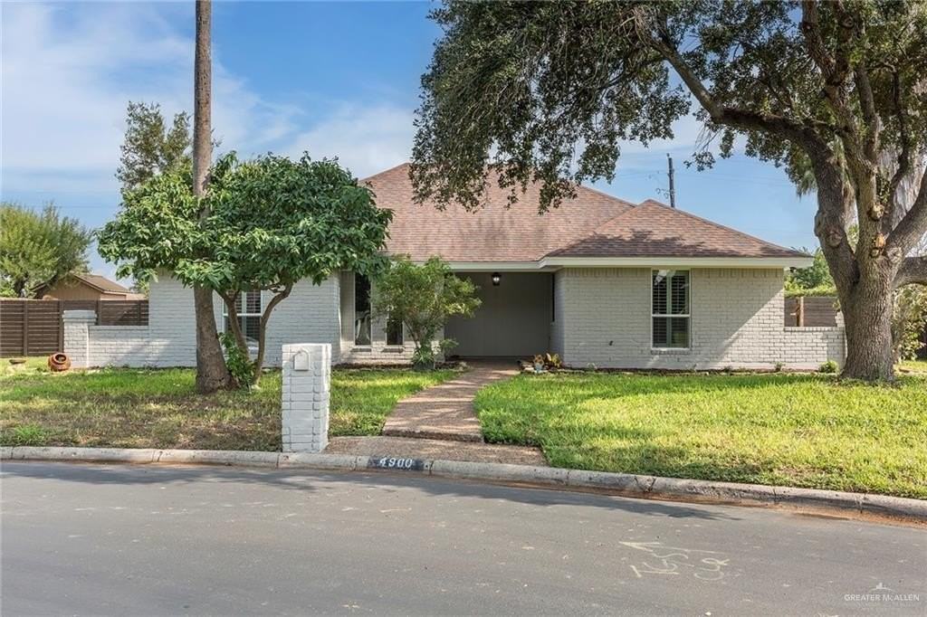 4900 N Cynthia St - Photo 2 of 18