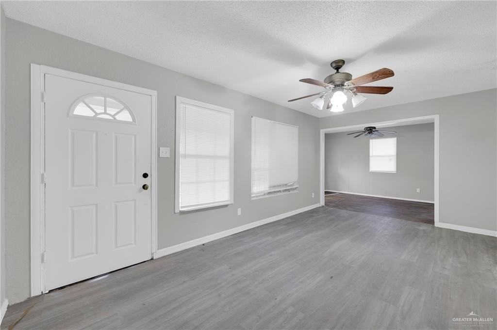 4913 S 26th St - Photo 3 of 14