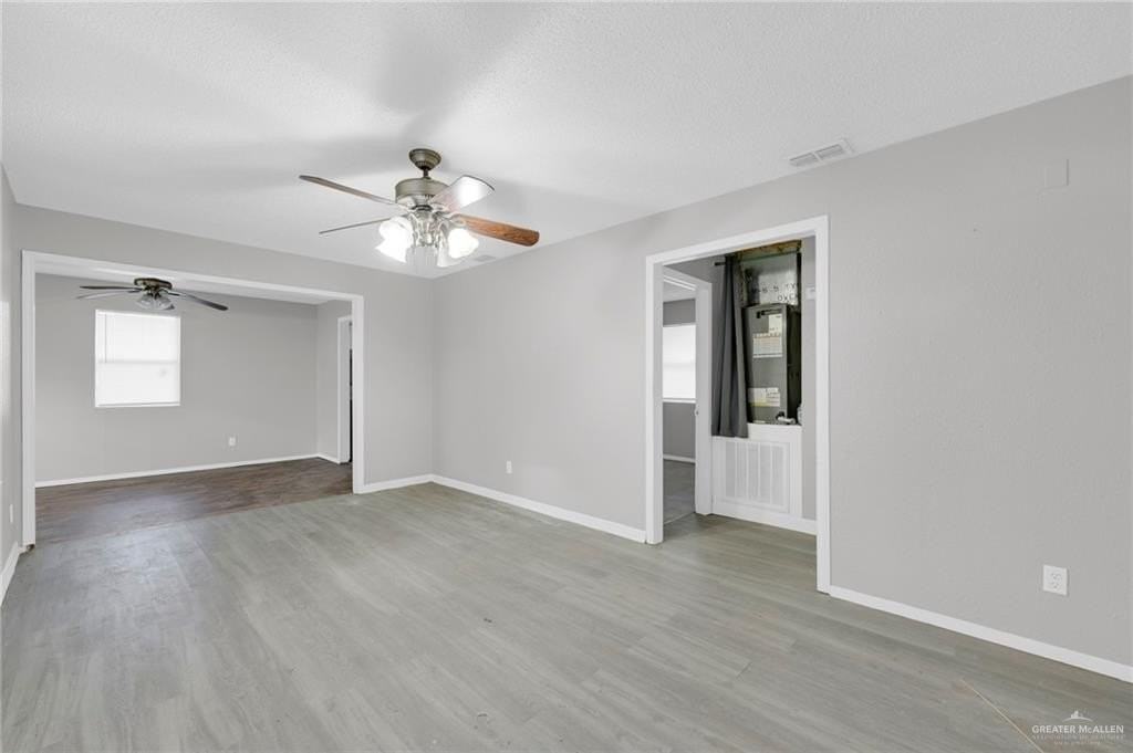 4913 S 26th St - Photo 4 of 14