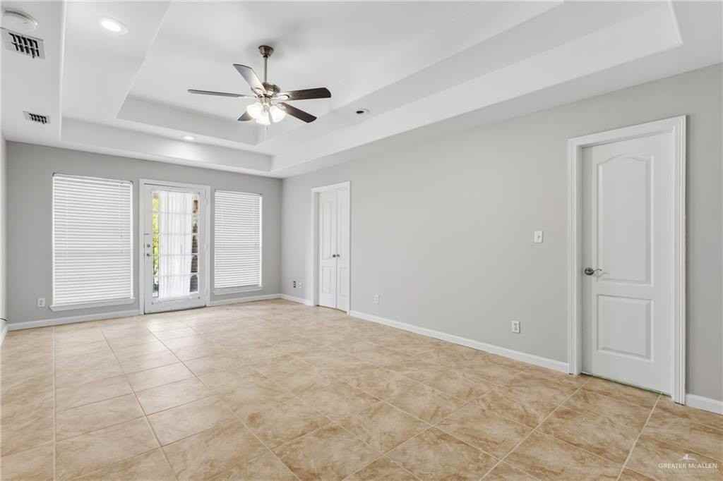 6101 N 25th Ln - Photo 6 of 21