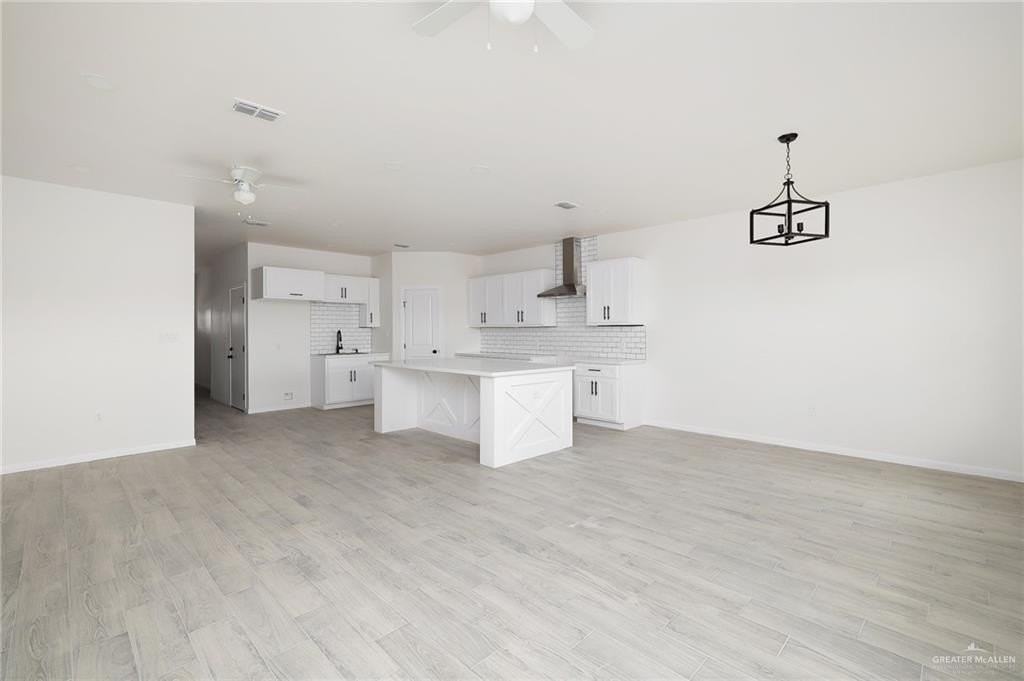 2015 Cassandra St - Photo 4 of 15