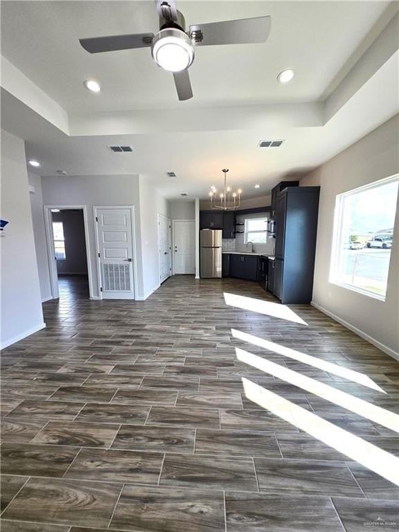 913 N Clarence Ave #4 - Photo 3 of 10