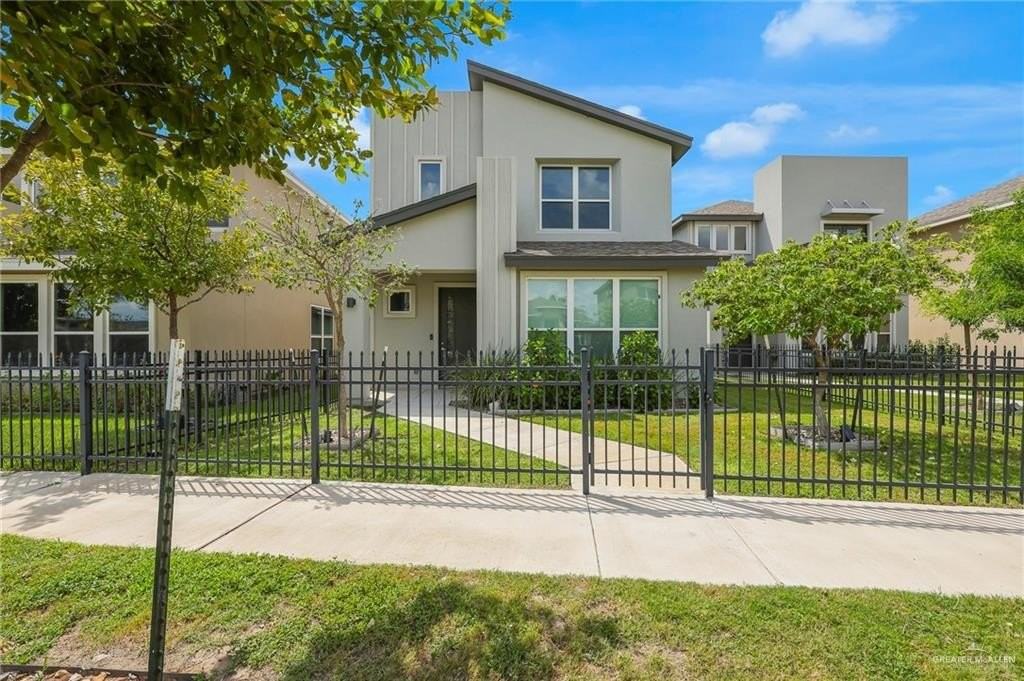 1312 Yale Ave - Photo 3 of 27