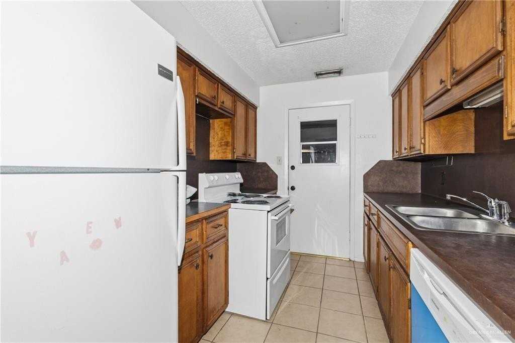 303 Forest Hills Dr Unit 17 #17 - Photo 7 of 13