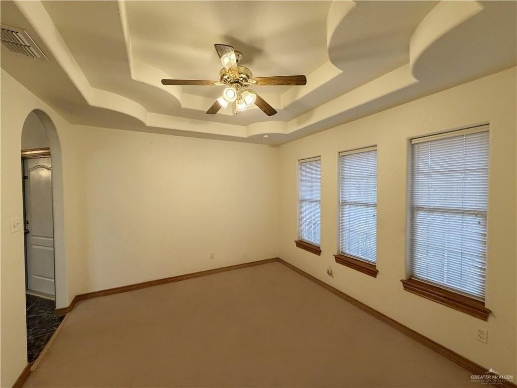 4513 Laurel Ave - Photo 4 of 25