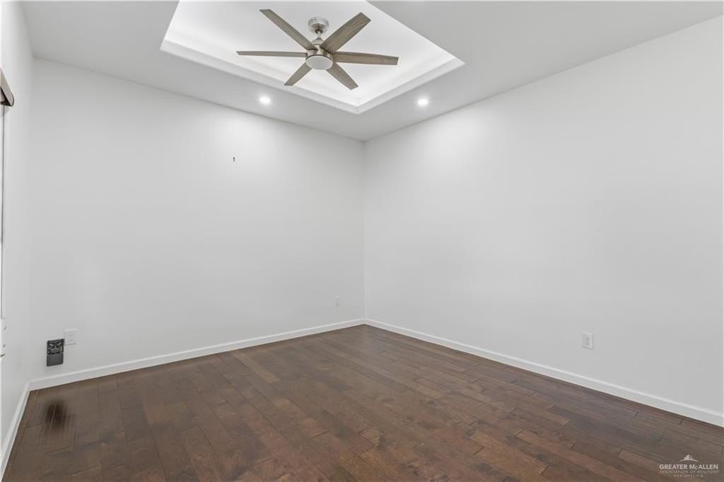 2833 Melanie Dr - Photo 2 of 17