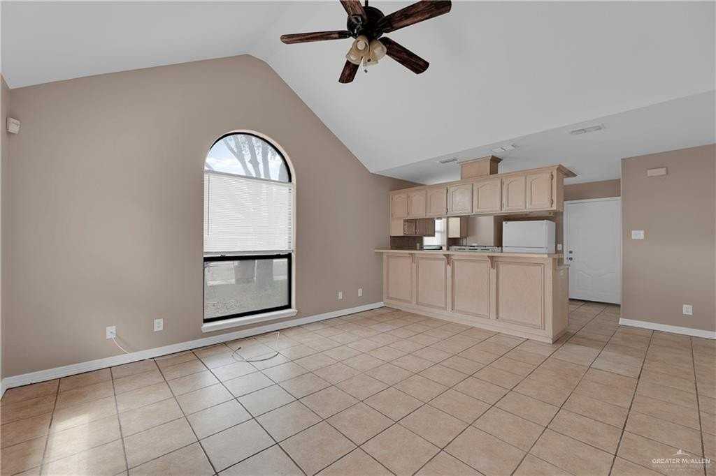 1624 Tampa St Unit 2 #2 - Photo 4 of 14