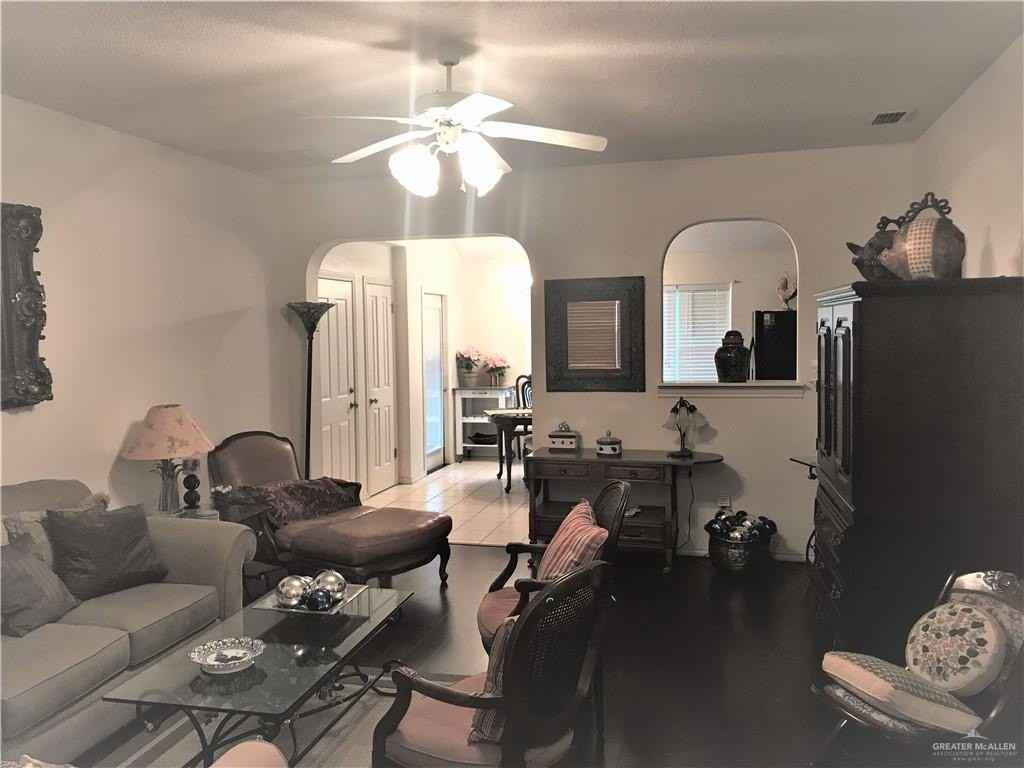 2716 N 41st St - Photo 7 of 35