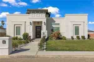 featured image of 3818 Tierra Escondida