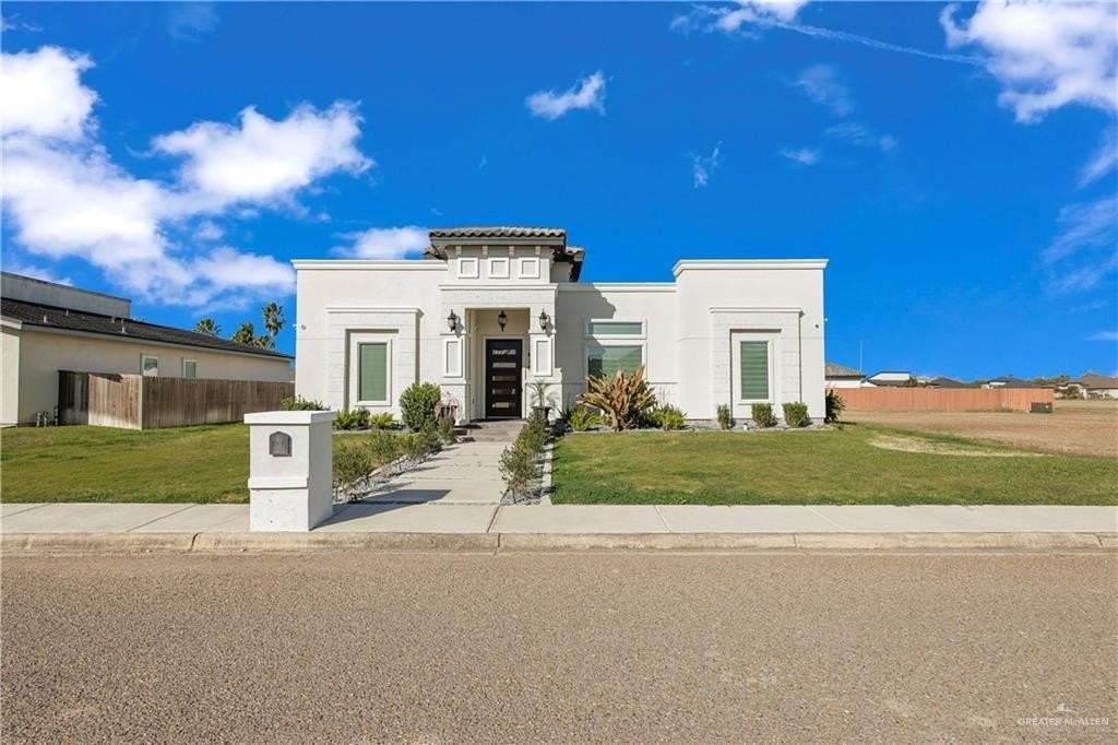 3818 Tierra Escondida - Photo 2 of 31