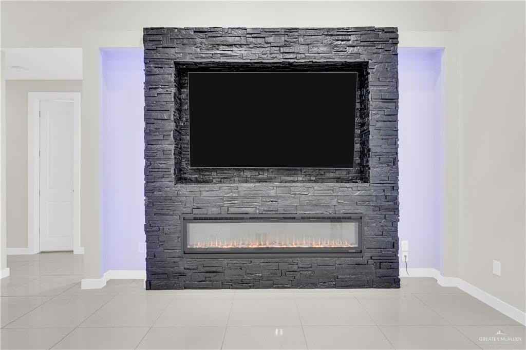 3818 Tierra Escondida - Photo 4 of 31