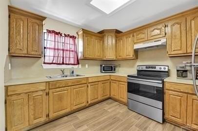 2037 Diaz Ave - Photo 3 of 9