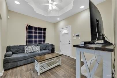 2037 Diaz Ave - Photo 6 of 9