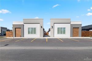 featured image of 3501 Jessica Ln Unit 3 #3