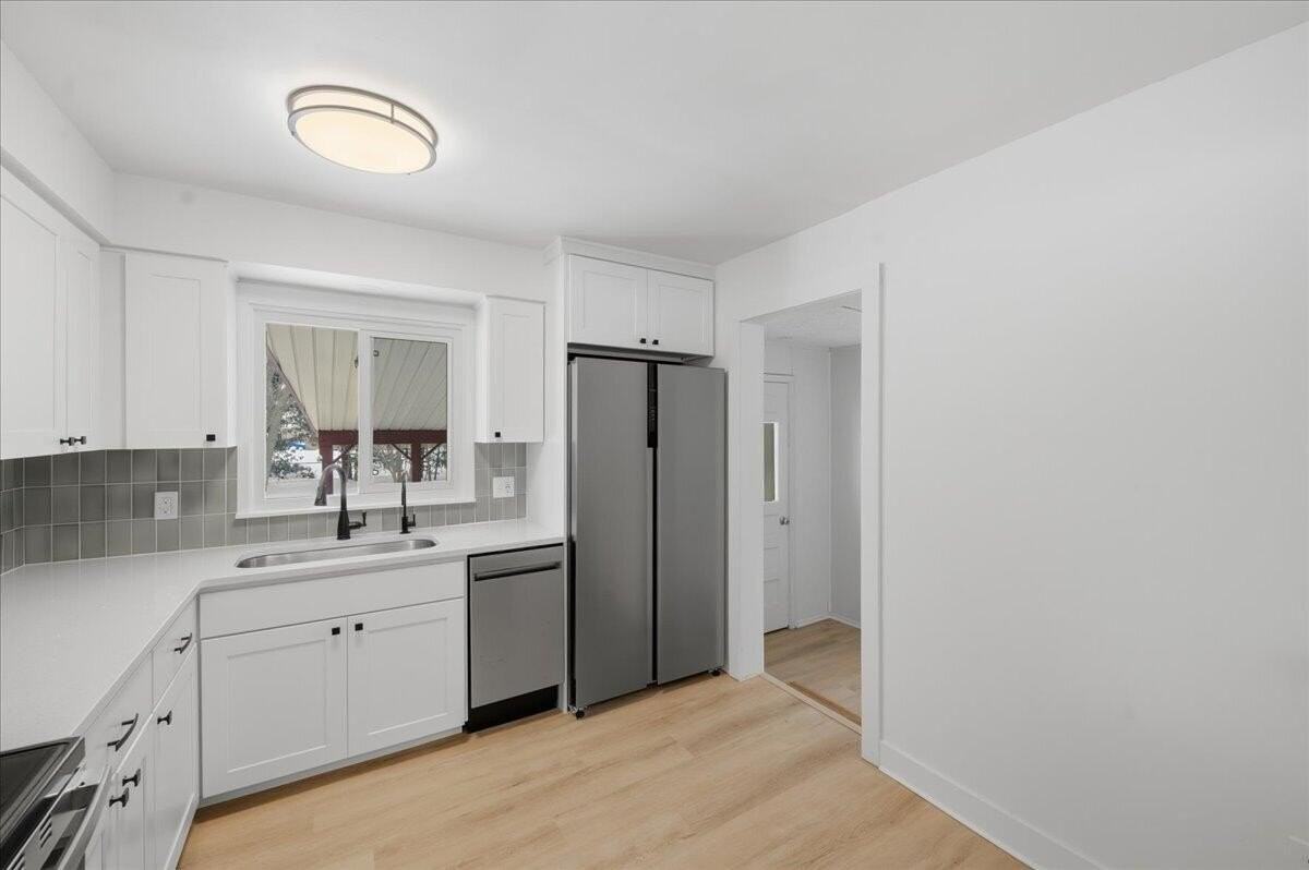 6891 Somerset Dr - Photo 7 of 26