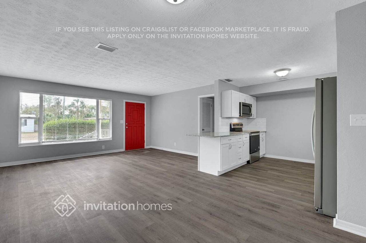 7123 Hielo Dr - Photo 5 of 26