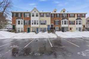 featured image of 774 Sassafras Ct