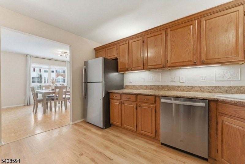 774 Sassafras Ct - Photo 3 of 22