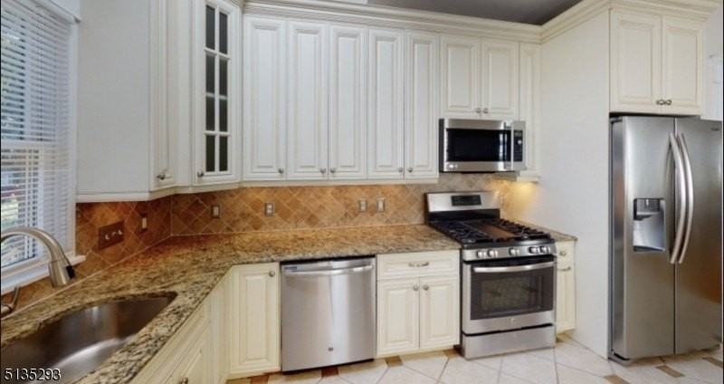 40 Dunnell Rd #1 - Photo 5 of 11