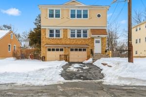 featured image of 114 Grove St