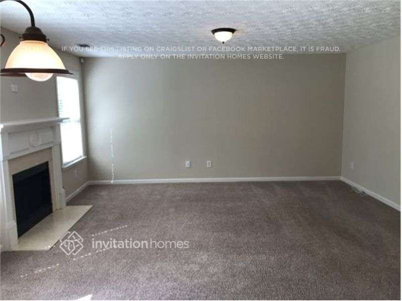 2257 Pierce Way - Photo 2 of 11