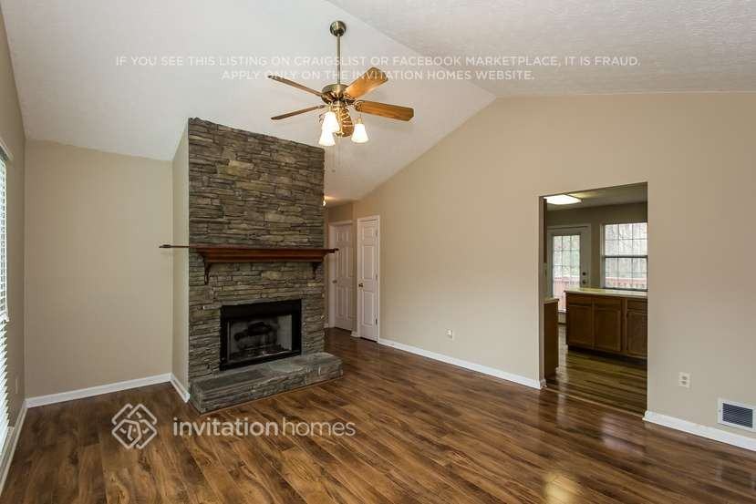 5235 Forest View Trl - Photo 5 of 21
