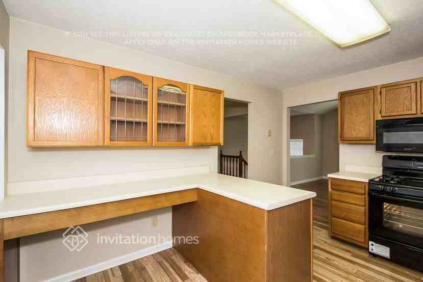 5235 Forest View Trl - Photo 7 of 21