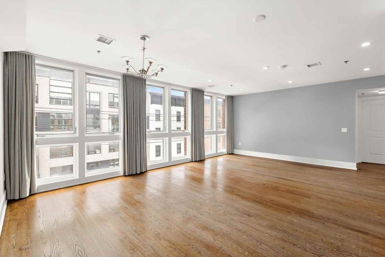 89 Jefferson St #4B - Photo 6 of 16