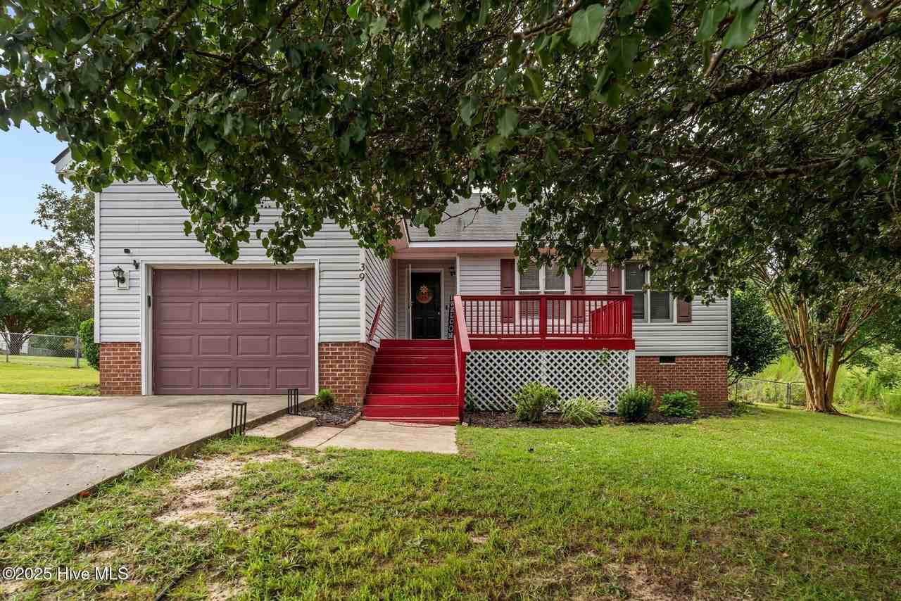 39 Orrin Ct - Photo 2 of 43