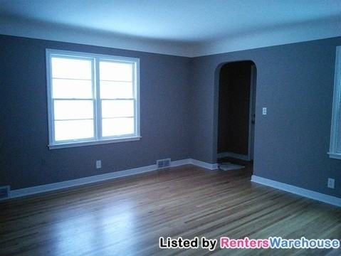 2095 Conway St - Photo 2 of 16