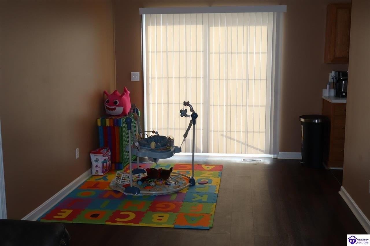 101 Joy Ct - Photo 3 of 22