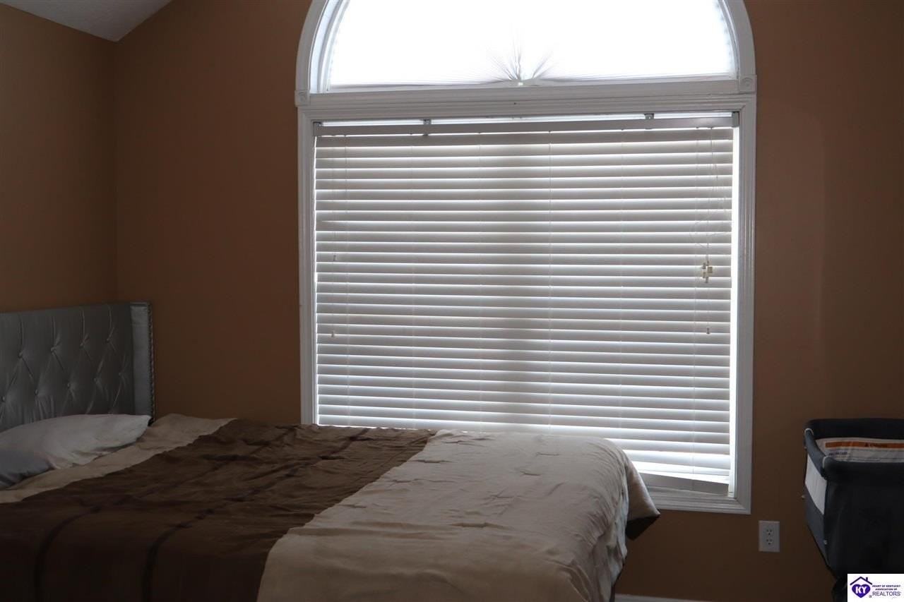 101 Joy Ct - Photo 7 of 22