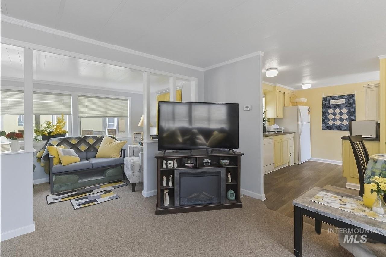 411 N Almon St Spc 205 #205 - Photo 5 of 26