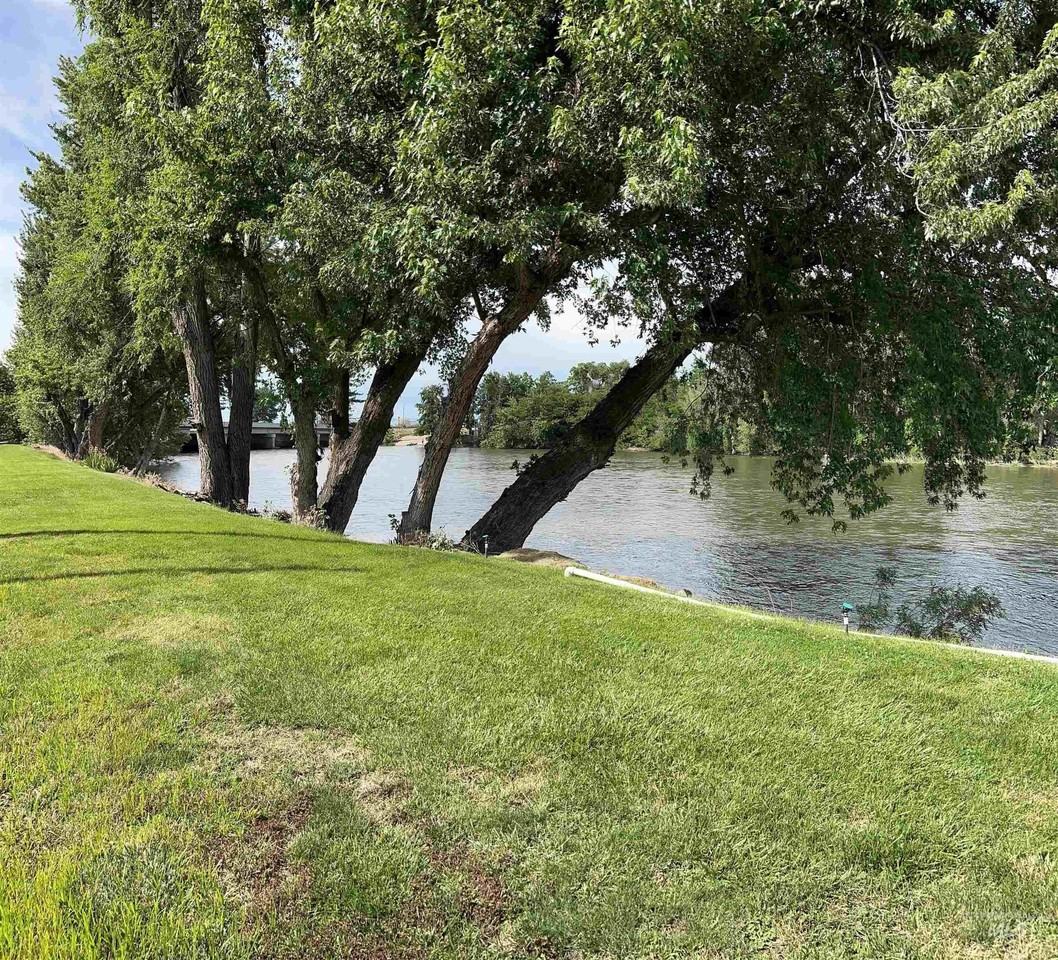 3100 Alden Rd Trlr 8 - Photo 4 of 48