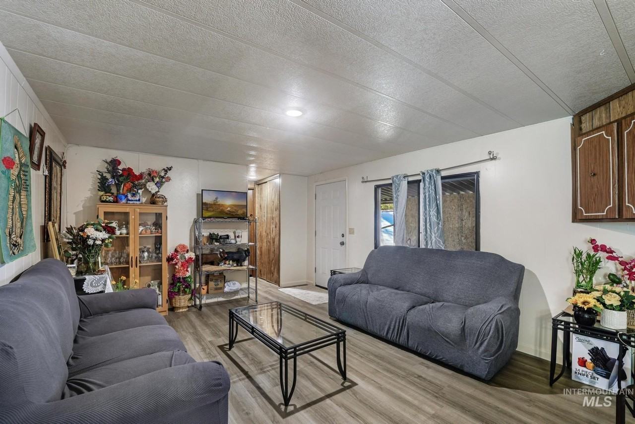 1625 Maple St Trlr 20 #20 - Photo 2 of 17