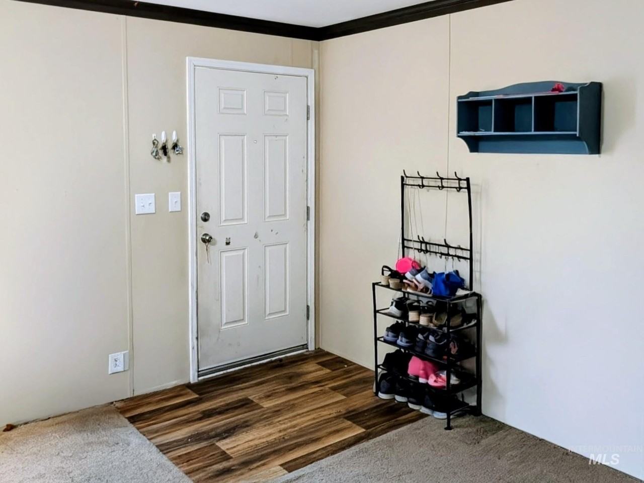 100 Nw 16th St Trlr 78 #78 - Photo 2 of 9