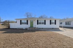 featured image of 939 E 6th St #1