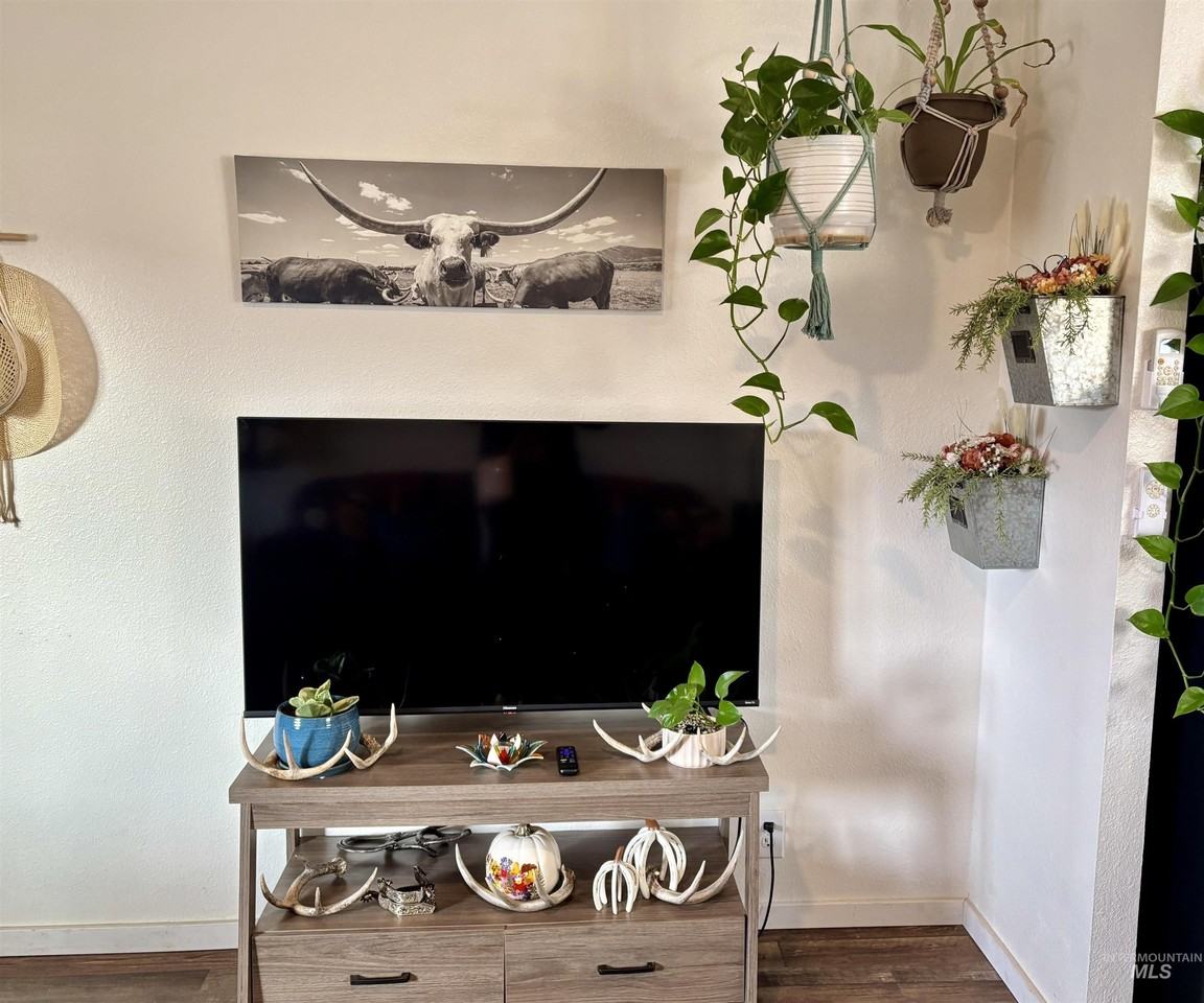 609 N Almon St Spc 3048 #3048 - Photo 7 of 28