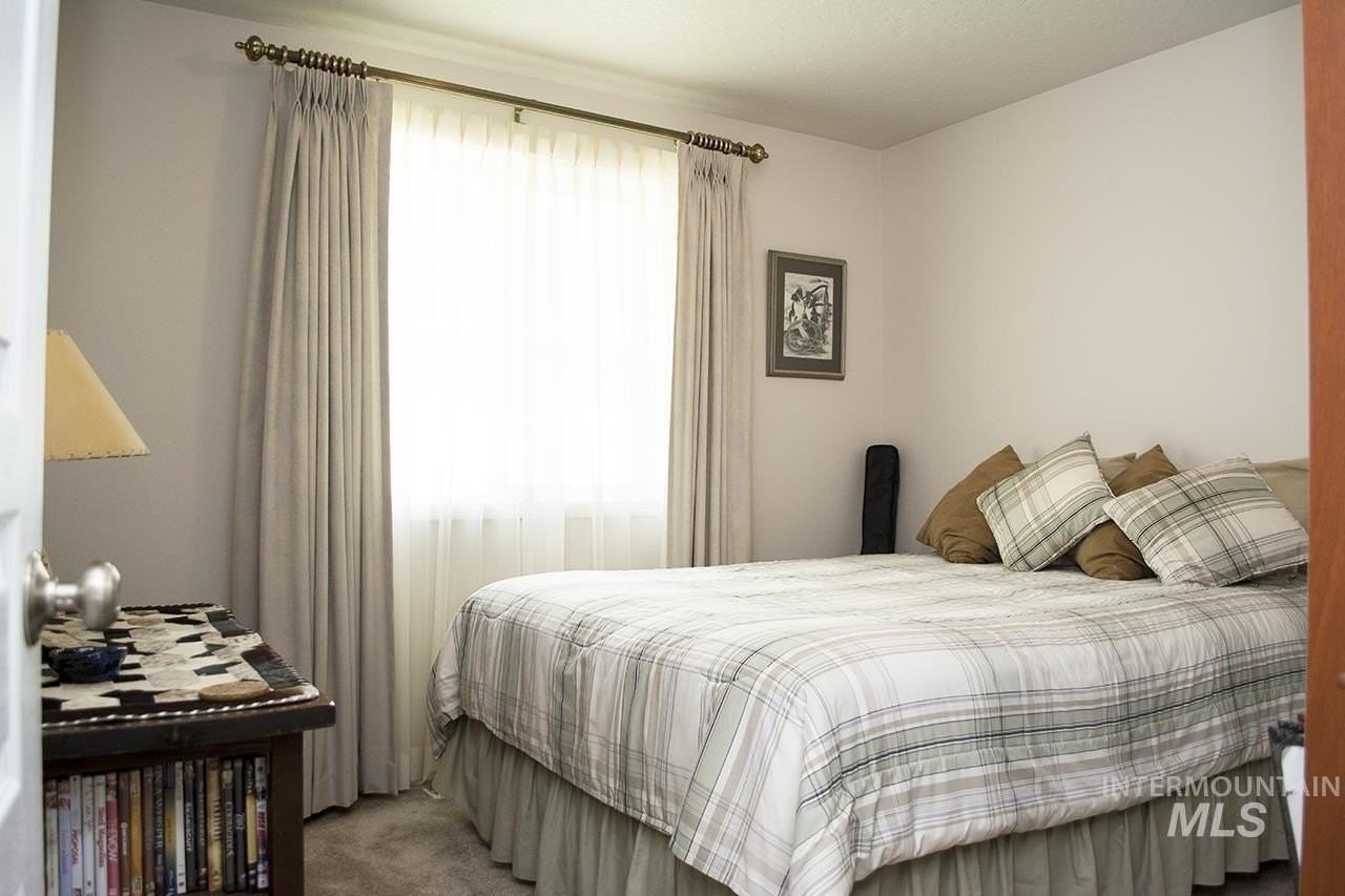 1520 Pilot St - Photo 6 of 25