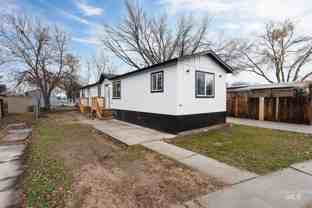 450 W Greenleaf St - Photo 1 of 1