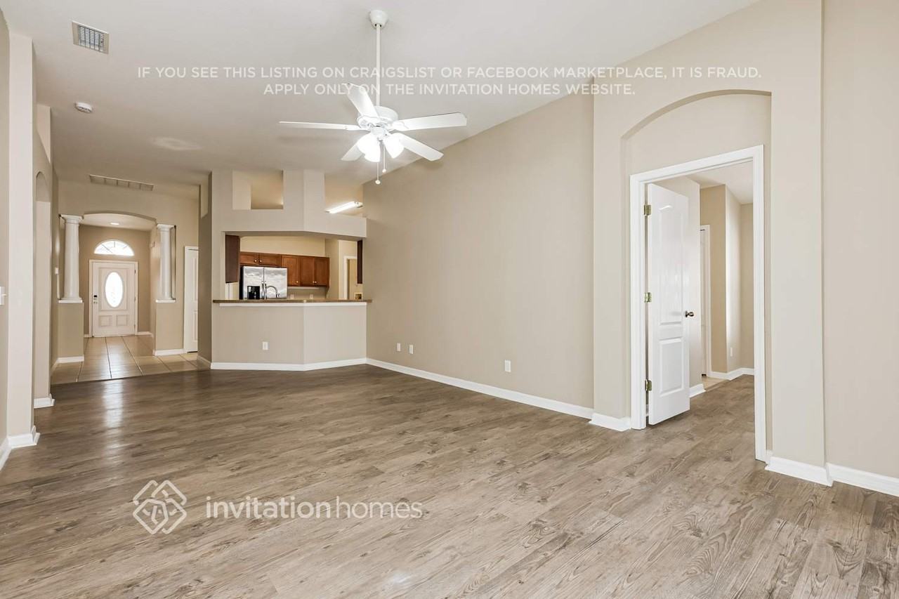 9803 White Barn Way - Photo 5 of 17